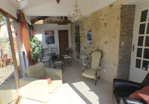 Sun Lounge & Dining Area