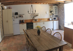 The spacious fitted kitchen